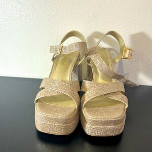 Dream pairs women’s shoes size 10